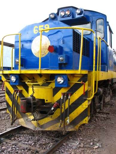 Triebwagen Blaugelb